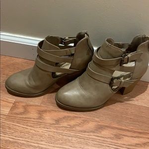 SODA Women’s Ankle Bootie